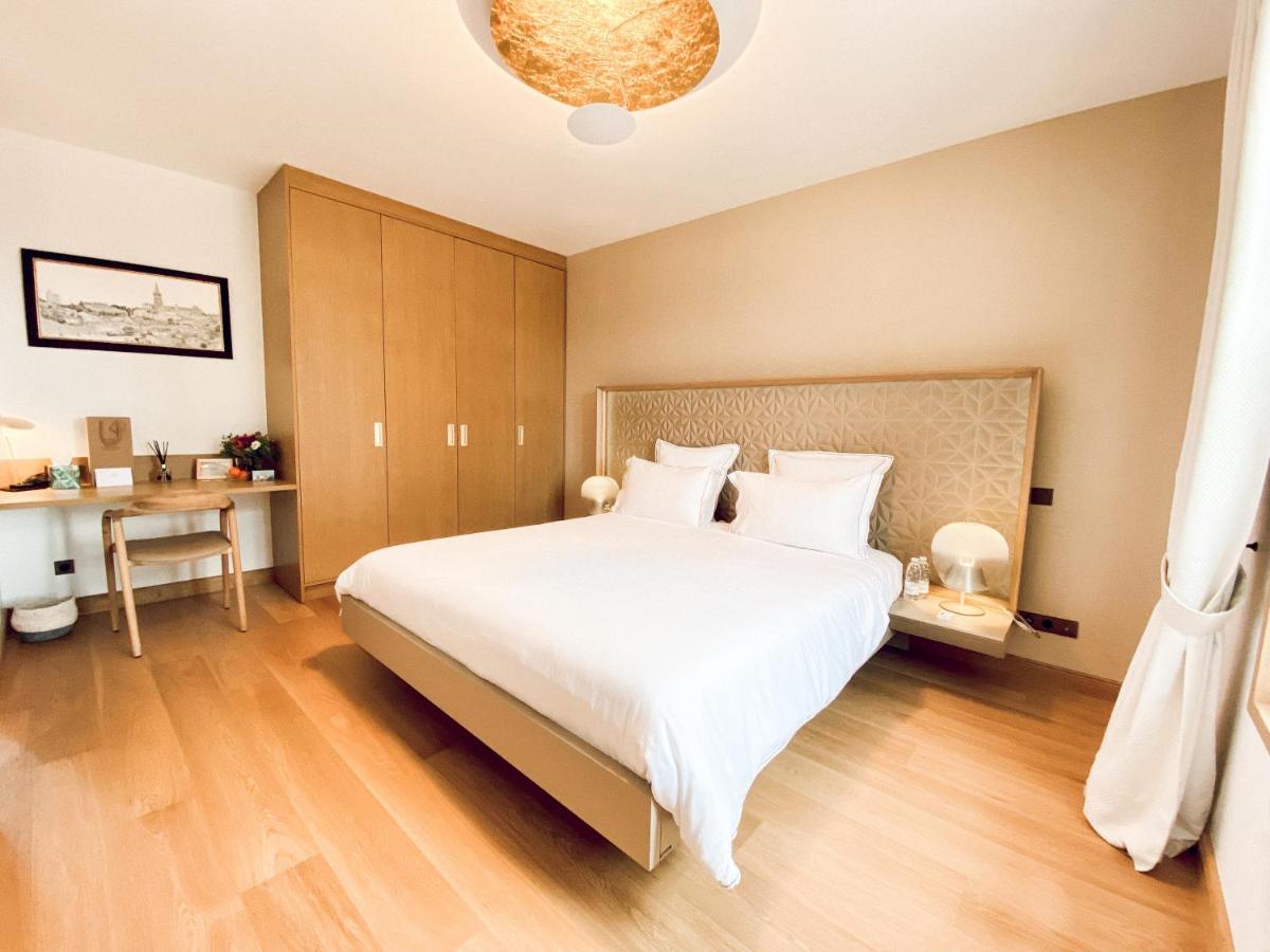 Petit Monlot - Saint-Emilion Bed & Breakfast ภายนอก รูปภาพ